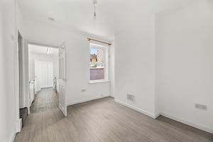 Dining Room- click for photo gallery